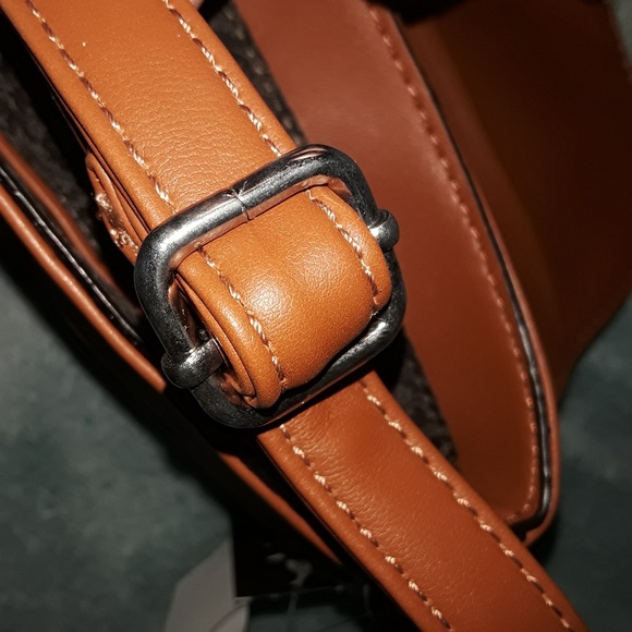 Soft Cognac Brown Tuck & Loop Crossbody Purse Bag - Picture 7 of 8